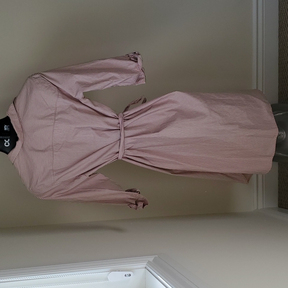 Pink/grey striped Gap maternity shirt dress with pockets in size medium, NWT - Picture 2 of 14